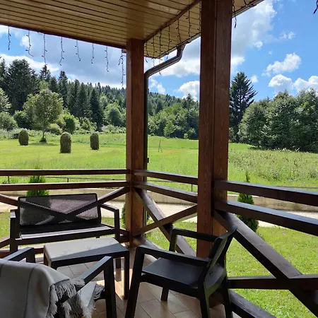 відпочинково- оздоровчий комплекс опака з форельником *