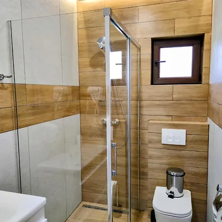 відпочинково- оздоровчий комплекс опака з форельником Appartement