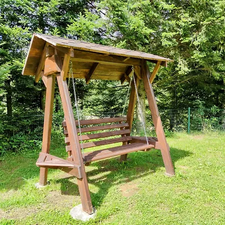 відпочинково- оздоровчий комплекс опака з форельником *