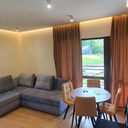 відпочинково- оздоровчий комплекс опака з форельником Apartament *