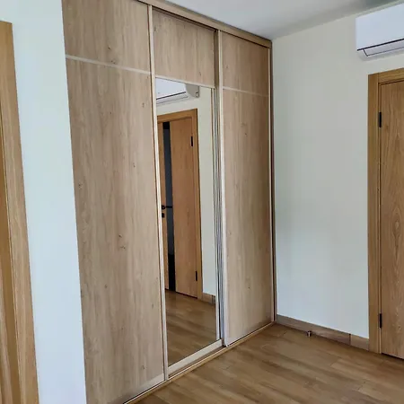Apartment відпочинково- оздоровчий комплекс опака з форельником *