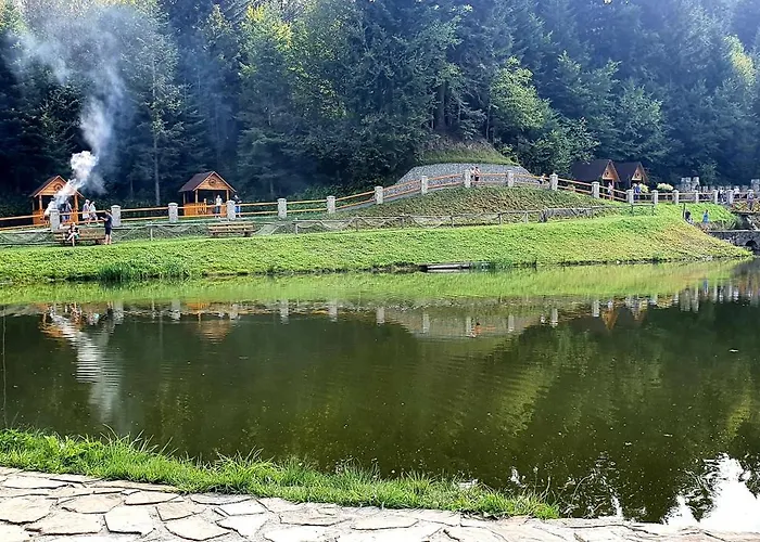 відпочинково- оздоровчий комплекс опака з форельником